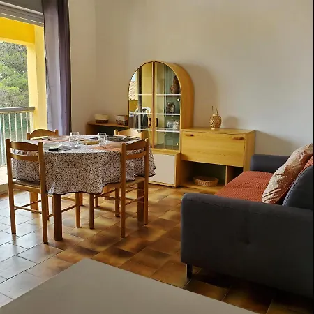 Entre Et Clape Apartment